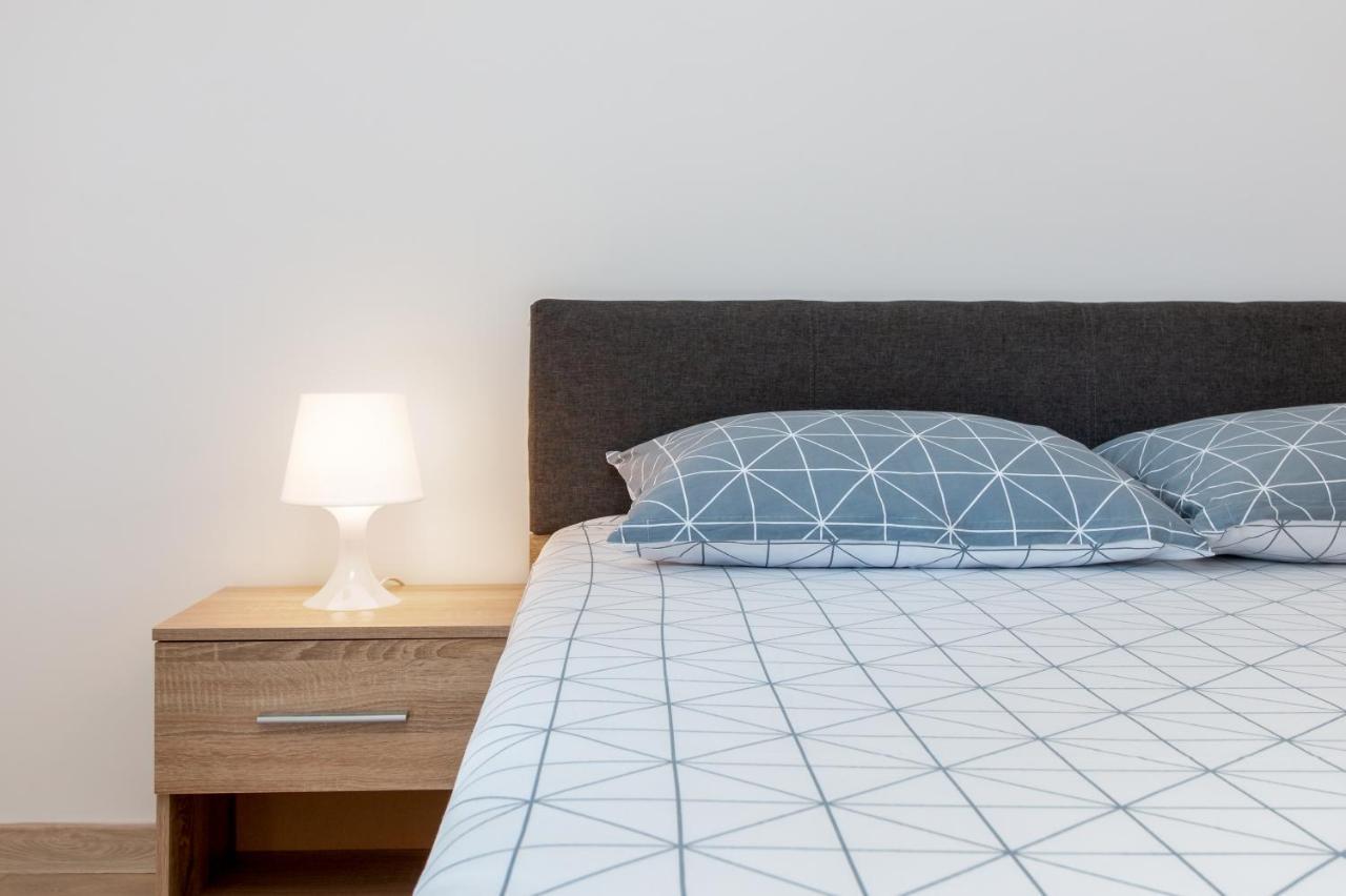 Zola Guest House Oradea Εξωτερικό φωτογραφία